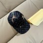The new original single baseball cap of LV, with silk-screened letters (2)