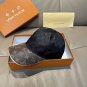 The new original single baseball cap of LV(LV), with embossed patterns (2)
