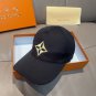 The new original single baseball cap of LV(LV), with embossed jacquard patchwork (5)