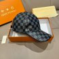 The new LV original single baseball cap with print, made of top-grain cowhide (65)