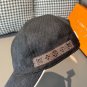 The new LV original single baseball cap with print, made of top-grain cowhide (59)