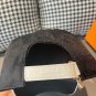 The new LV original single baseball cap with print, made of top-grain cowhide (59)