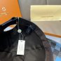 The new LV original single baseball cap with print, made of top-grain cowhide (38)