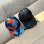 The new LV original single baseball cap with print, made of top-grain cowhide (36)