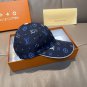 The new LV original single baseball cap with print, made of top-grain cowhide (35)
