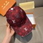 The new LV original single baseball cap with print, made of top-grain cowhide (33)