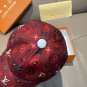 The new LV original single baseball cap with print, made of top-grain cowhide (33)