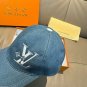 The new LV original single baseball cap with print, made of top-grain cowhide (31)