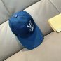 The new LV original single baseball cap with print, made of top-grain cowhide (30)