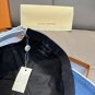 The new LV original single baseball cap with print, made of top-grain cowhide (27)