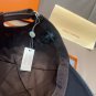 The new LV original single baseball cap with print, made of top-grain cowhide (26)