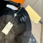 The new LV original single baseball cap with print, made of top-grain cowhide (24)