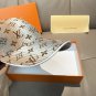 The new LV original single baseball cap with print, made of top-grain cowhide (23)
