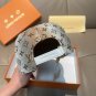The new LV original single baseball cap with print, made of top-grain cowhide (23)