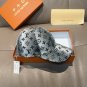 The new LV original single baseball cap with print, made of top-grain cowhide (21)