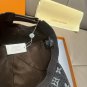 The new LV original single baseball cap with print, made of top-grain cowhide (18)