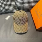 The new LV original single baseball cap with print, made of top-grain cowhide (15)