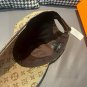 The new LV original single baseball cap with print, made of top-grain cowhide (15)