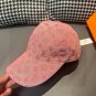 The new LV original single baseball cap with print, made of top-grain cowhide (14)