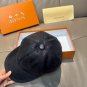The new LV original single baseball cap with print, made of top-grain cowhide (12)
