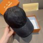 The new LV original single baseball cap with print, made of top-grain cowhide (11)
