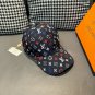 The new LV original single baseball cap with print, made of top-grain cowhide (9)