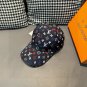 The new LV original single baseball cap with print, made of top-grain cowhide (6)