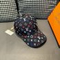 The new LV original single baseball cap with print, made of top-grain cowhide (6)