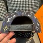 The new LV original single baseball cap with print, made of top-grain cowhide (4)