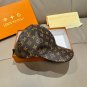 The new LV original single baseball cap with print, made of top-grain cowhide (3)