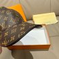 The new LV original single baseball cap with print, made of top-grain cowhide (3)