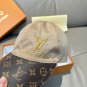 The new LV original single baseball cap features a printed gradient jacquard pattern (7)