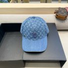 The new LV baseball cap is high-end and elegant, versatile and suitable for both men and women (110)