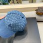 The new LV baseball cap is high-end and elegant, versatile and suitable for both men and women (110)