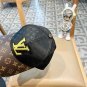 The new LV baseball cap is high-end and elegant, versatile and suitable for both men and women (98)