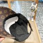 The new LV baseball cap is high-end and elegant, versatile and suitable for both men and women (98)