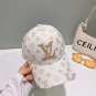 The new LV baseball cap is high-end and elegant, versatile and suitable for both men and women (90)