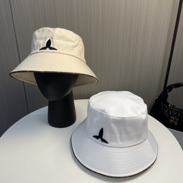The new LV baseball cap is high-end and elegant, versatile and suitable for both men and women (72)