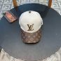The new LV baseball cap is high-end and elegant, versatile and suitable for both men and women (71)