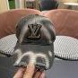 The new LV baseball cap is high-end and elegant, versatile and suitable for both men and women (62)