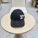 The new LV baseball cap is high-end and elegant, versatile and suitable for both men and women (16)