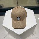 The new LV baseball cap is high-end and elegant, versatile and suitable for both men and women (3)