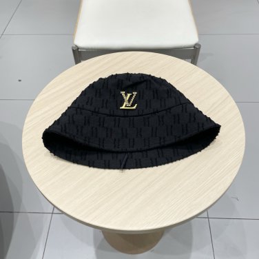 The LV LV 2024 fisherman's hat is light and breathable. Perfect silhouette (61)