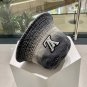 The LV LV 2024 fisherman's hat is light and breathable. Perfect silhouette (59)