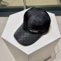 LV classic baseball cap, a versatile item that looks great no matter how you pair it (17)