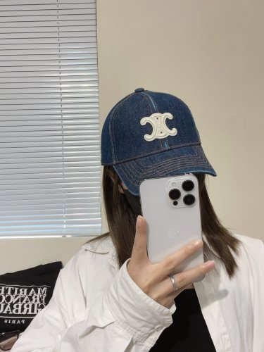 Celine 2025 New Arc de Triomphe embroidered baseball cap (5)