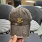 The 2025 Celine new baseball cap from a big brand is super easy to match (18)