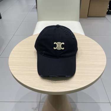 The 2025 Celine new baseball cap from a big brand is super easy to match (39)