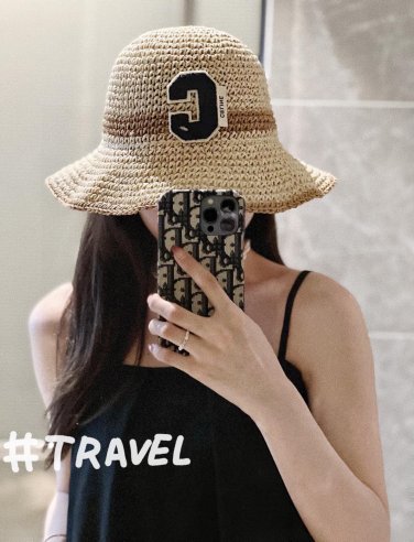 The 2025 Celine new baseball cap from a big brand is super easy to match (48)
