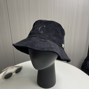 The 2025 Celine new baseball cap from a big brand is super easy to match (82)